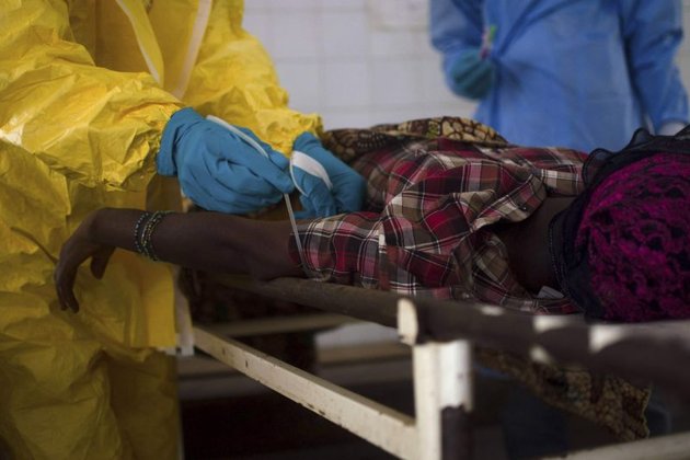 Tiếp tục báo động về số người tử vong do Ebola tại Tây Phi